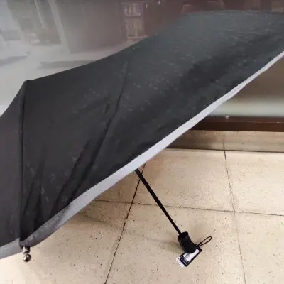 Guarda-chuva pequeno...