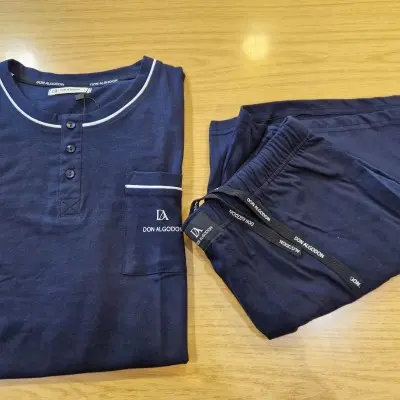 Pijama manga curta e calção...