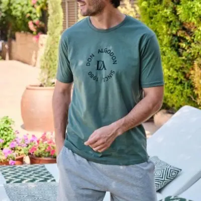 Pijama manga curta e calção...