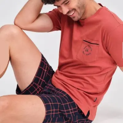 Pijama manga curta e calção...