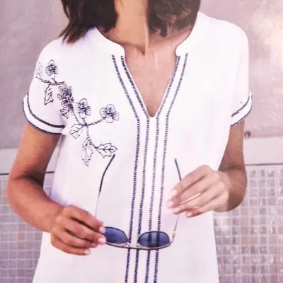 Blusa manga curta decotada...