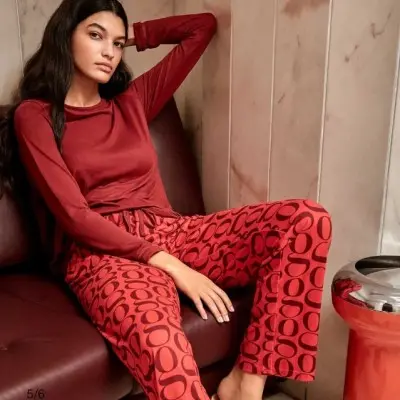 Pijama malha fina gola de...